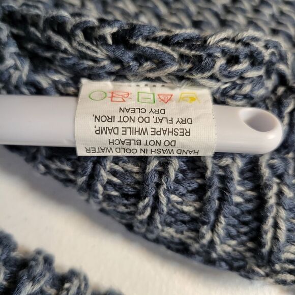 Quinn Blue Ombre Scoop Neck Loose Knit Sweater Women's Size Small - Picture 7 of 8